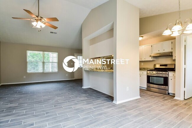 Building Photo - 3 Bedroom Pet-Friendly Home in Norcross, GA with Main Street Renewal