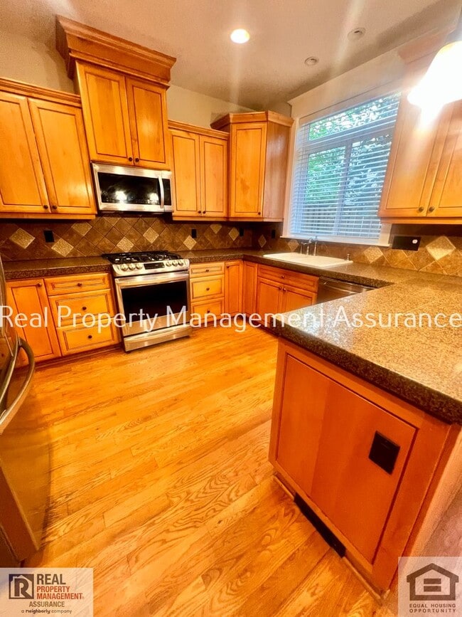 Building Photo - 16442 SW 132nd Terrace