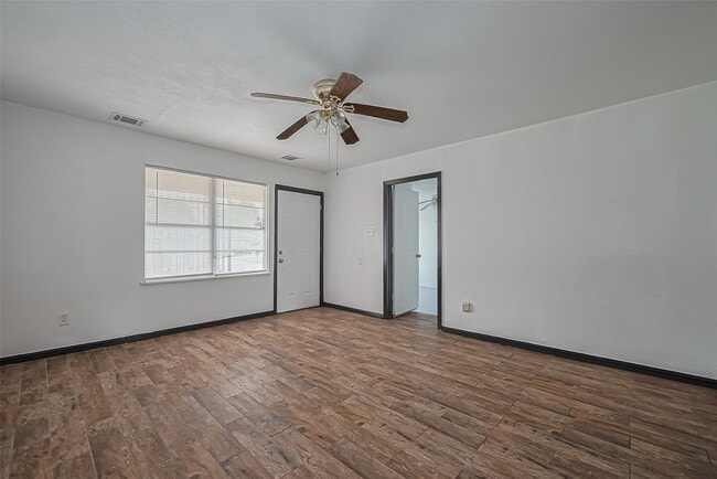 Building Photo - 423 Gammon Dr