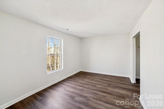 Building Photo - 776 Ladino Lane