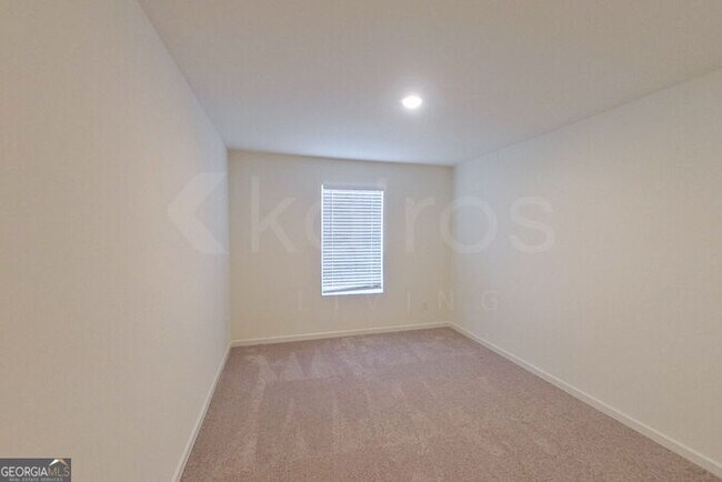 Building Photo - 108 Flat Rock Ml Trl