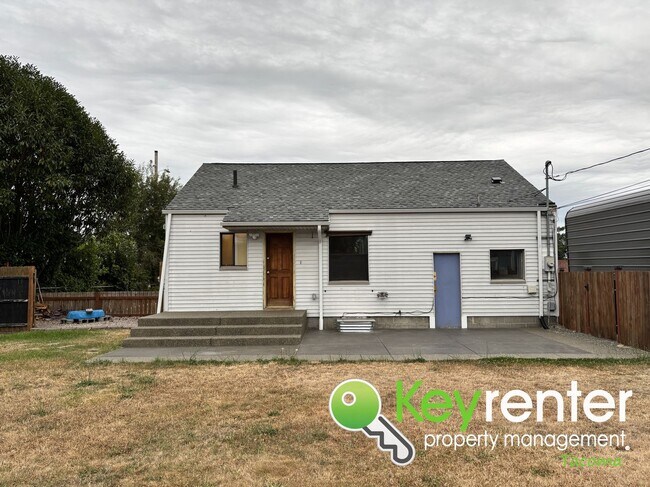 Building Photo - Charming 3 Bedroom Home for Rent in South ...
