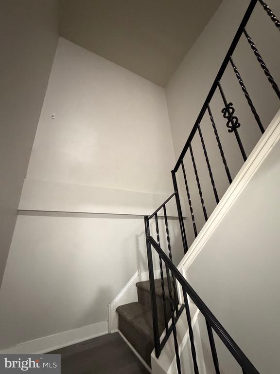 Building Photo - 1535 Cecil B. Moore Ave