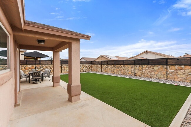 Building Photo - 12012 Copper Hill Pl