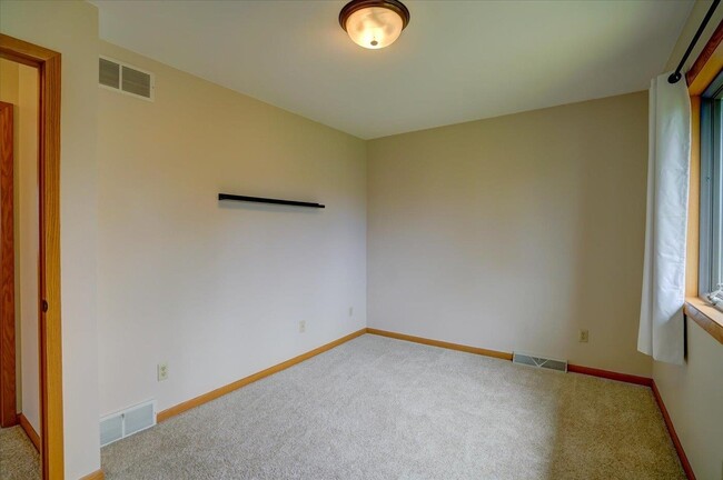 Building Photo - 5117 Hackney Way