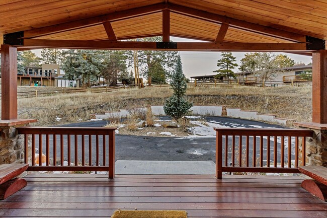 Building Photo - Incredible 5 BD/5 BA Mountain Home in the ...