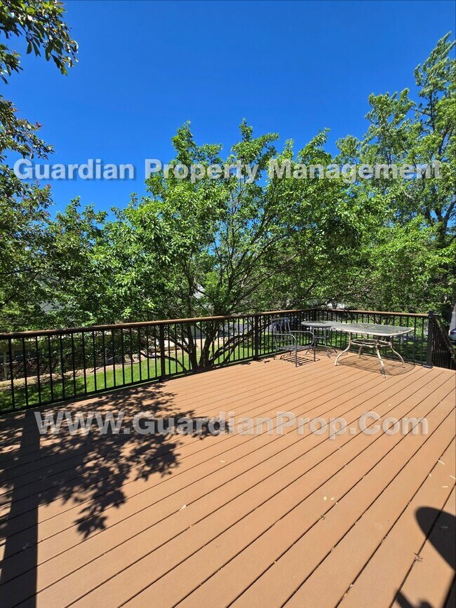 Building Photo - Chanhassen updated Townhome, Park view, 2 Car Garage, Large deck + Walkout Patio, available Aug