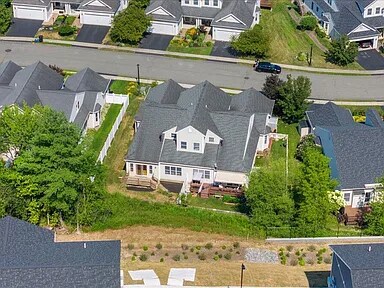 Building Photo - 48 Lori Jean Pl