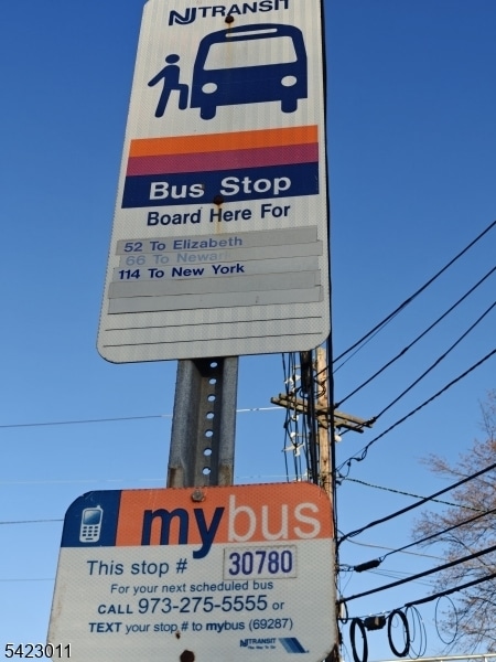 Building Photo - 7 Bashford Ave