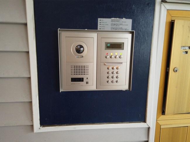 Building Photo - 1151 N 94th St