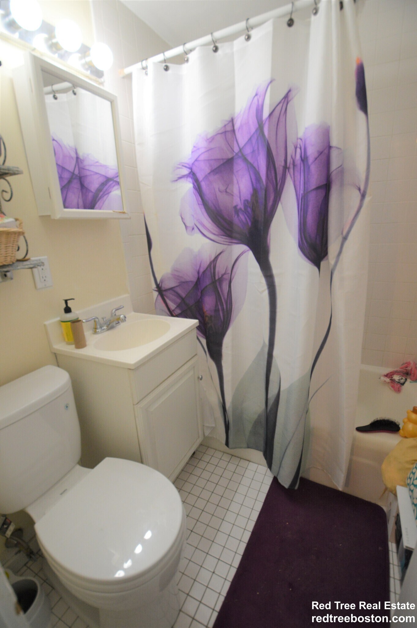 Building Photo - 108 Myrtle St