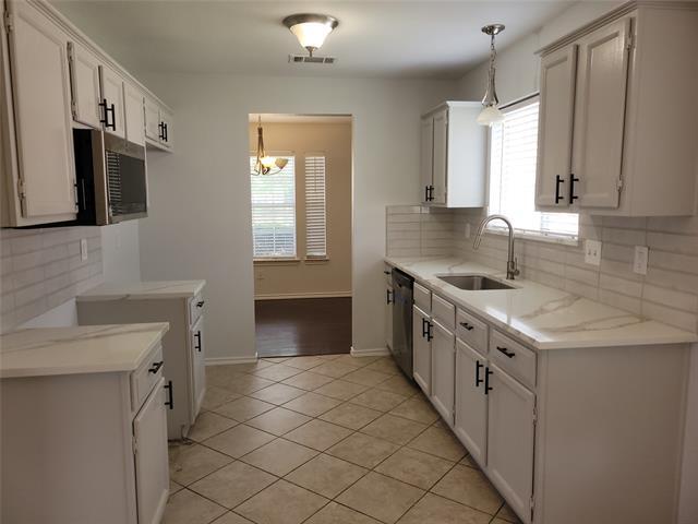 Building Photo - 5414 Carrington Dr