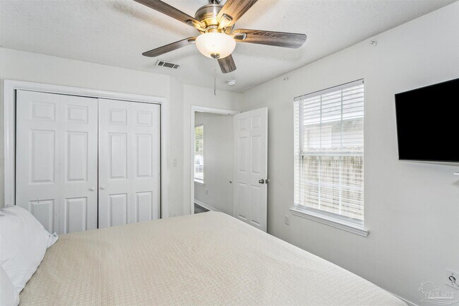 Building Photo - 8407 Jarmen Ln