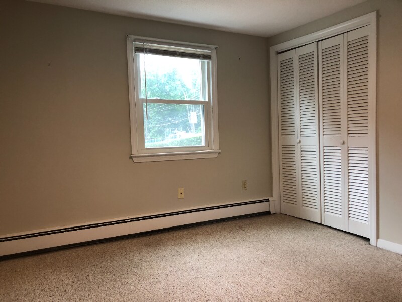 Building Photo - 1233 Main St