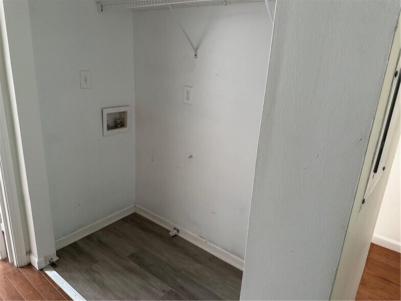 Building Photo - 1271 Vintage Pointe Dr