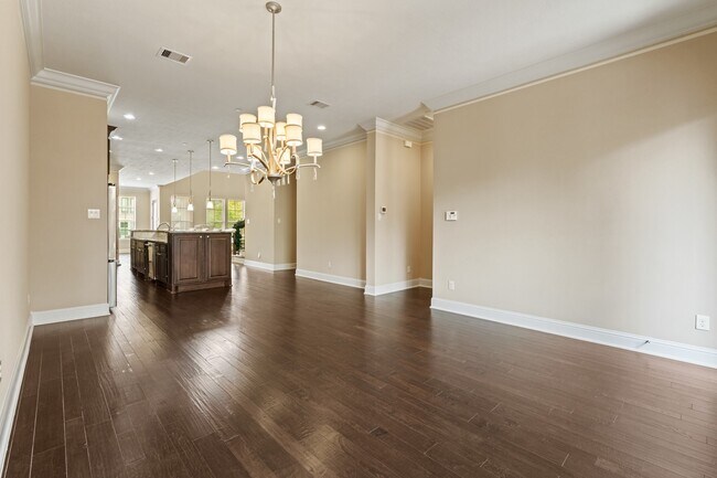 Building Photo - 534 Imperial Blvd