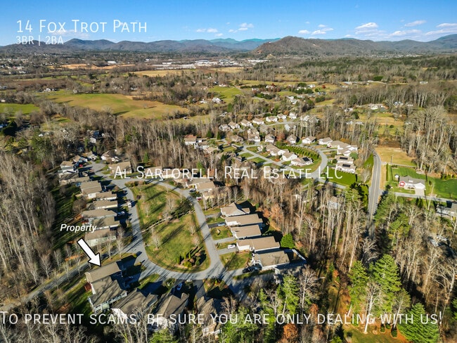 Building Photo - 14 Fox Trot Path