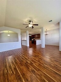 Building Photo - 150 Briar Grove Dr