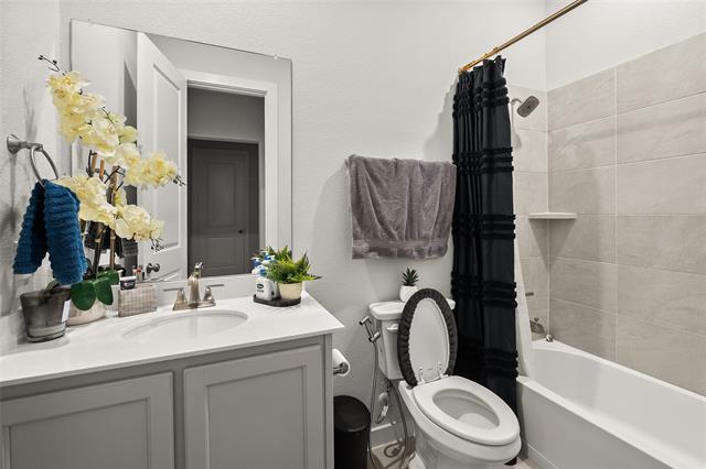 Building Photo - 1016 Huffines Blvd