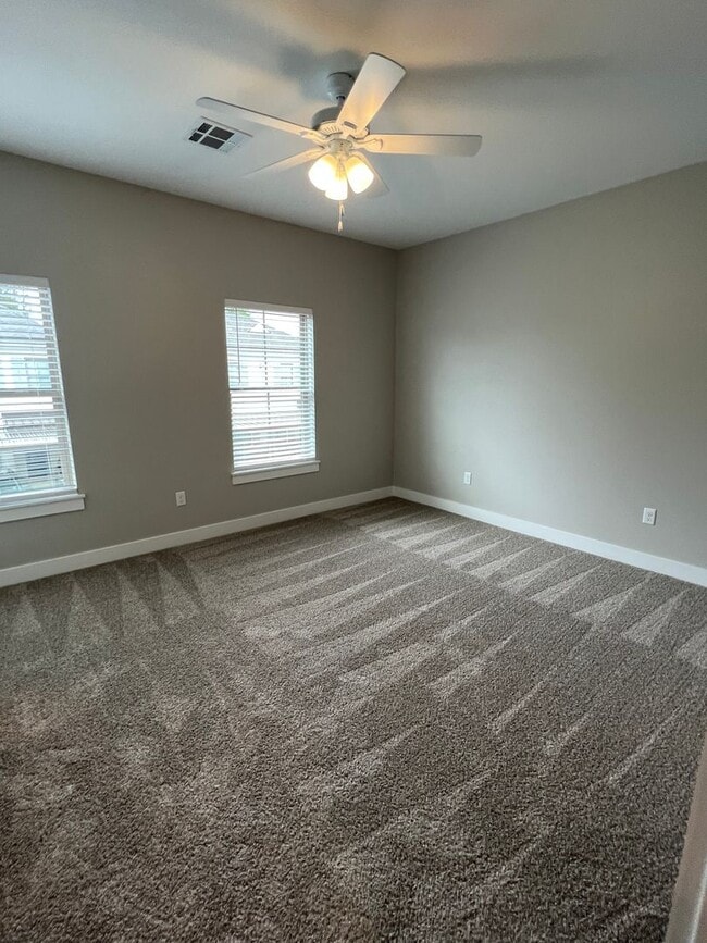 Building Photo - 5030 S Prien Lake Rd