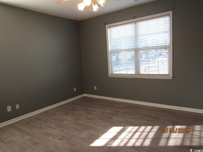 Building Photo - 1103 Checkerberry St