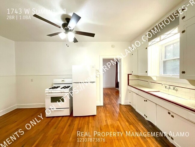 Building Photo - 1743 W Summit-1