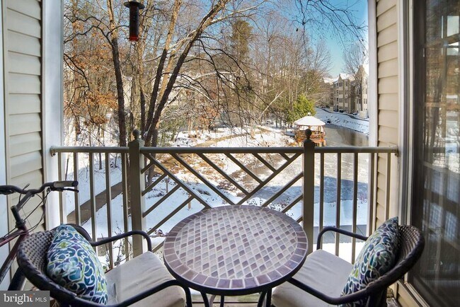 Building Photo - 12205 Fairfield House Dr