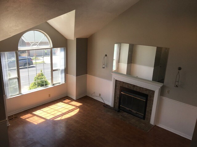Building Photo - Great layton home close to HAFB