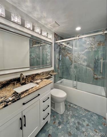 Building Photo - 2375 S Linden Ct