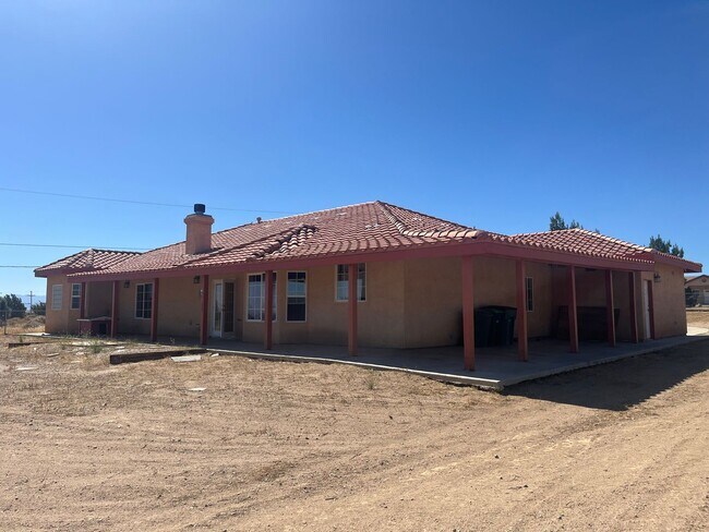 Building Photo - 8744 Mono Rd