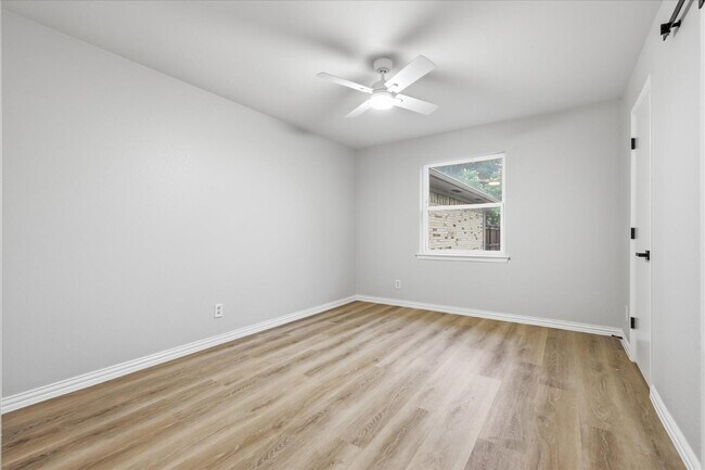 Building Photo - 5719 Enchanted Ln