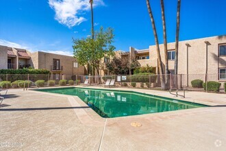Building Photo - 3314 N 68th St