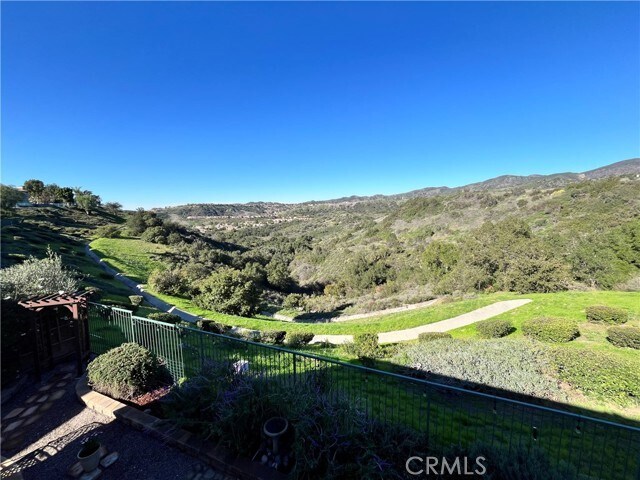 Building Photo - 21 Arboleda