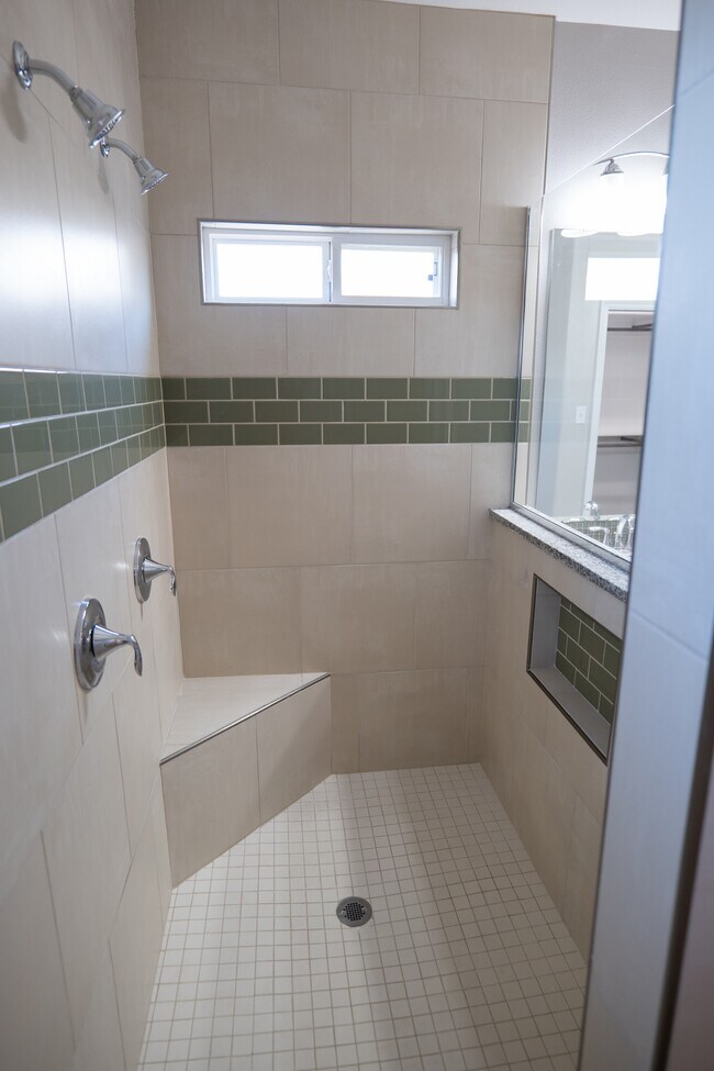 Building Photo - 7509 Miriam Vale Ct
