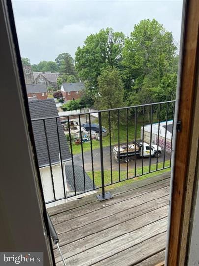 Building Photo - 192 N Lansdowne Ave