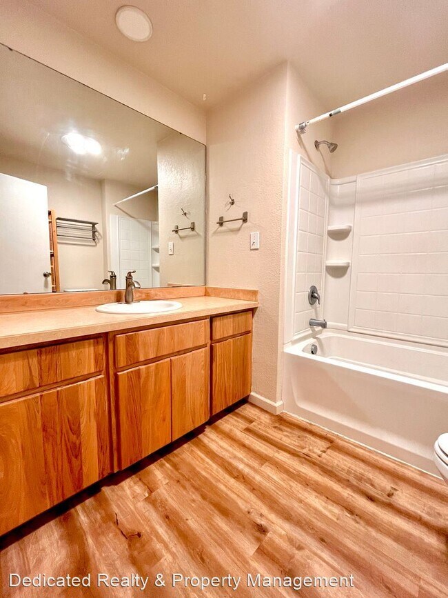 Building Photo - 2 br, 1 bath House - 261 Wilcox Rd.