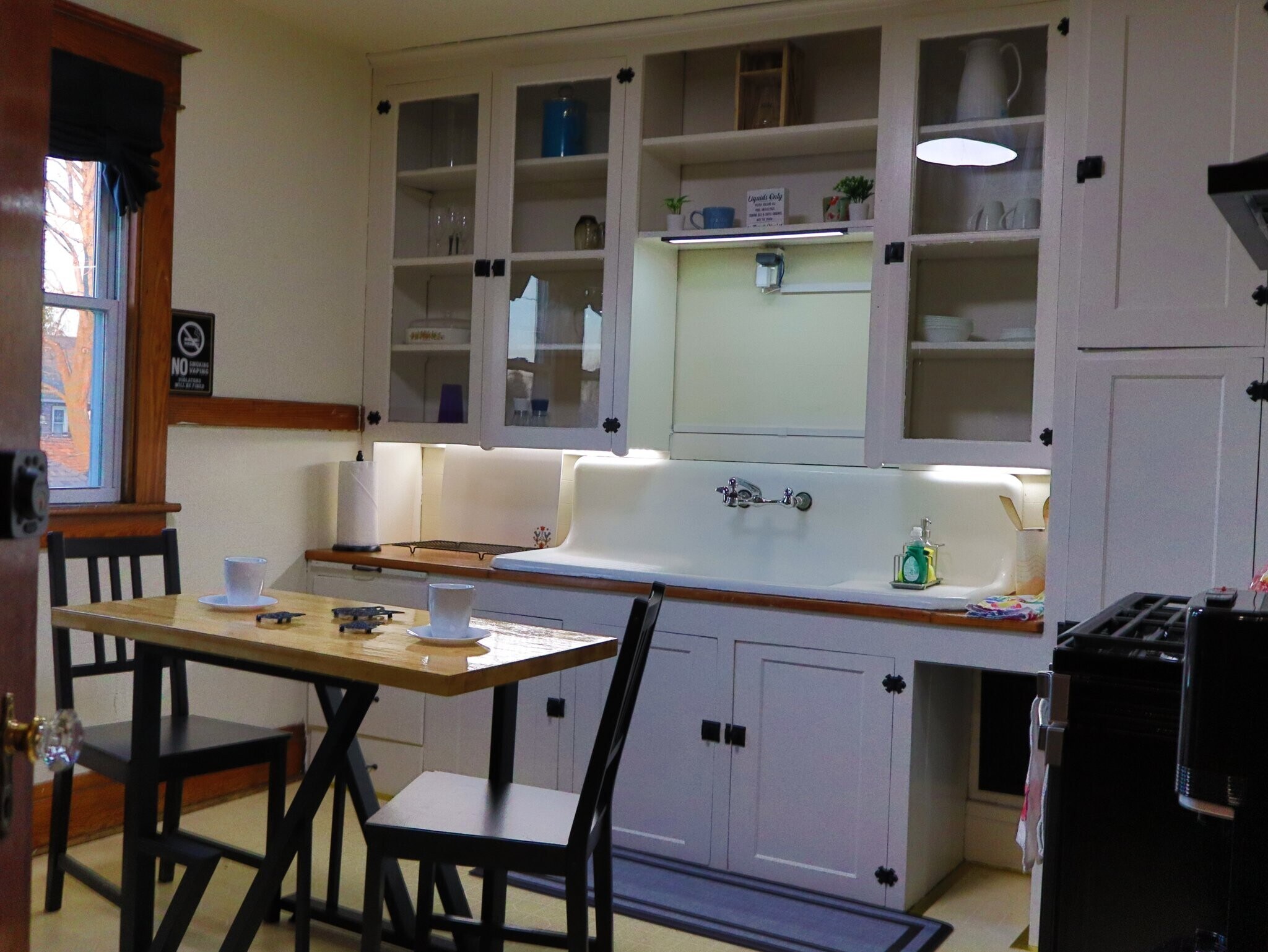 Building Photo - 40 Vincent Ave