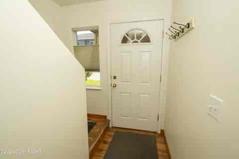 Building Photo - 13766 Hunterwood Ln