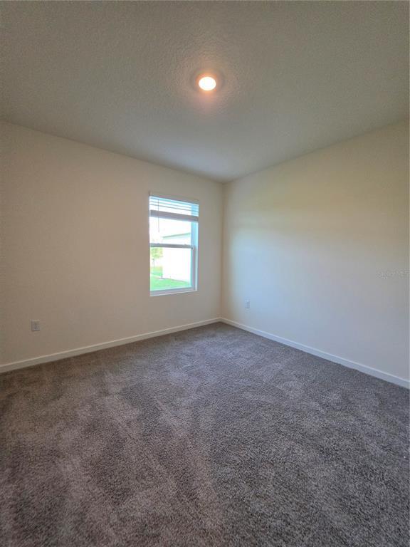 Building Photo - 1013 Champion Ridge Dr