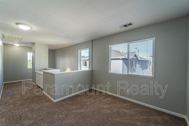 Building Photo - 4319 Roxbury Dr