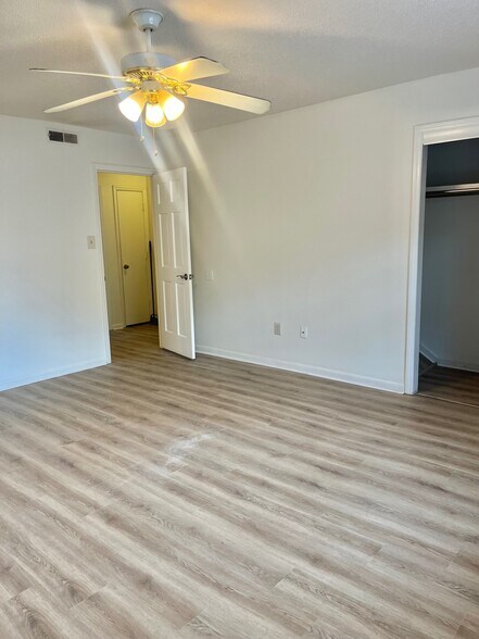 Primary - 4520 Central Ave