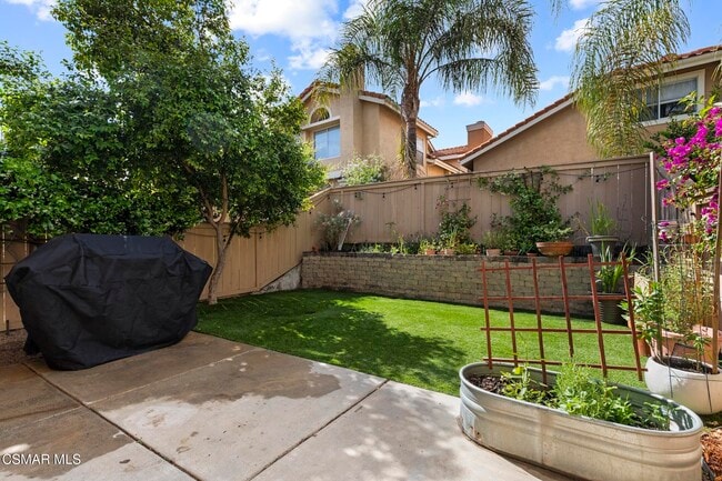 Building Photo - 4891 Santo Dr