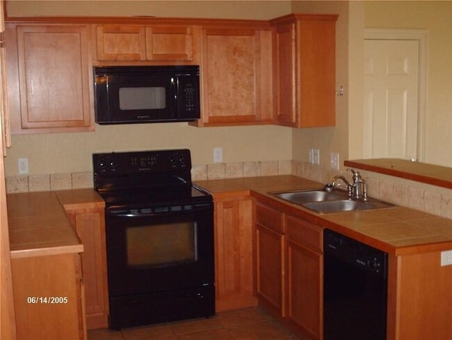 Building Photo - 195 S Pinyon Point