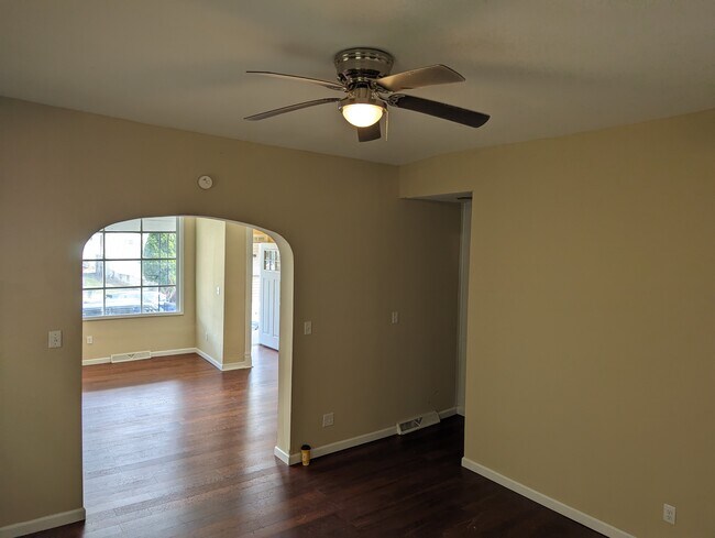 Building Photo - 52 Terrace St