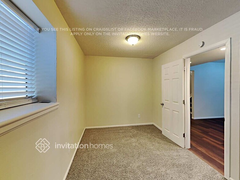 Building Photo - 6660 Bugle Dr