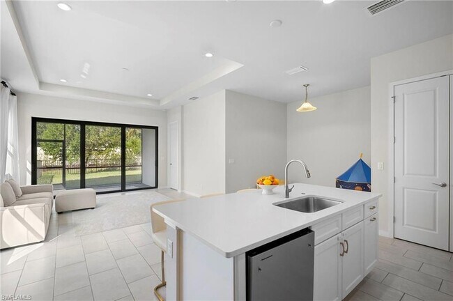 Building Photo - 14720 Kingfisher Lp