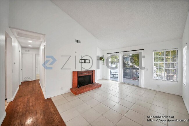 Building Photo - 1311 W Capitol Dr