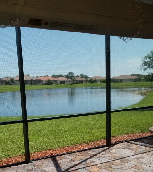 Head of the Lake View - 12604 Garibaldi Ln