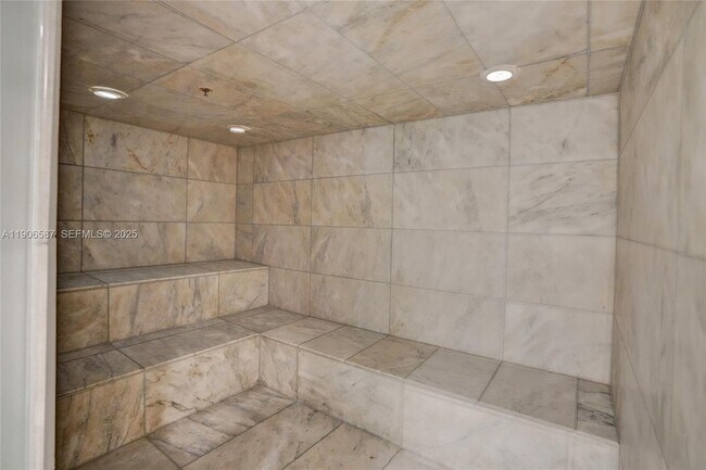 Building Photo - 400 Sunny Isles Blvd