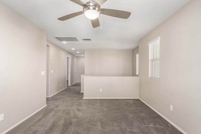 Building Photo - 16355 W Latham St